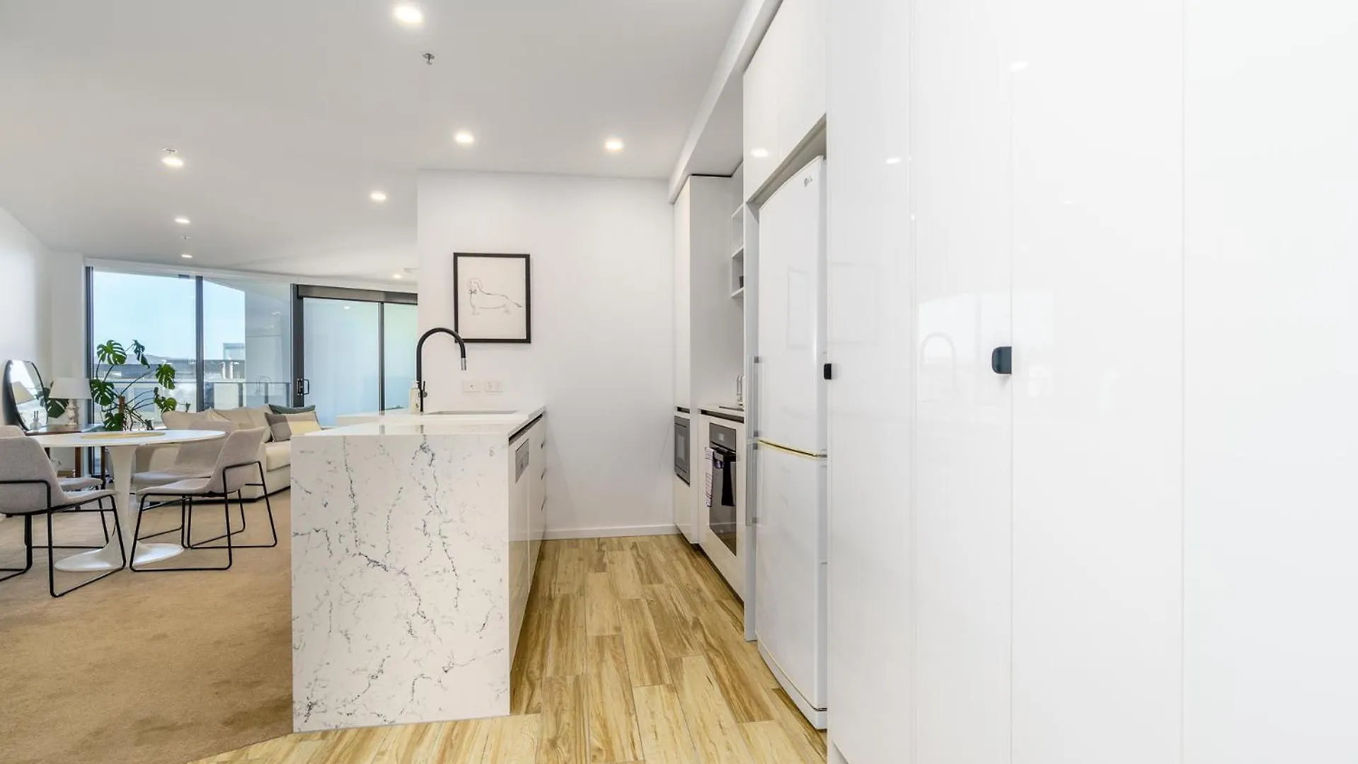 Daire Serene 2Br Apt In The Radiant City Of Civic Kanberra